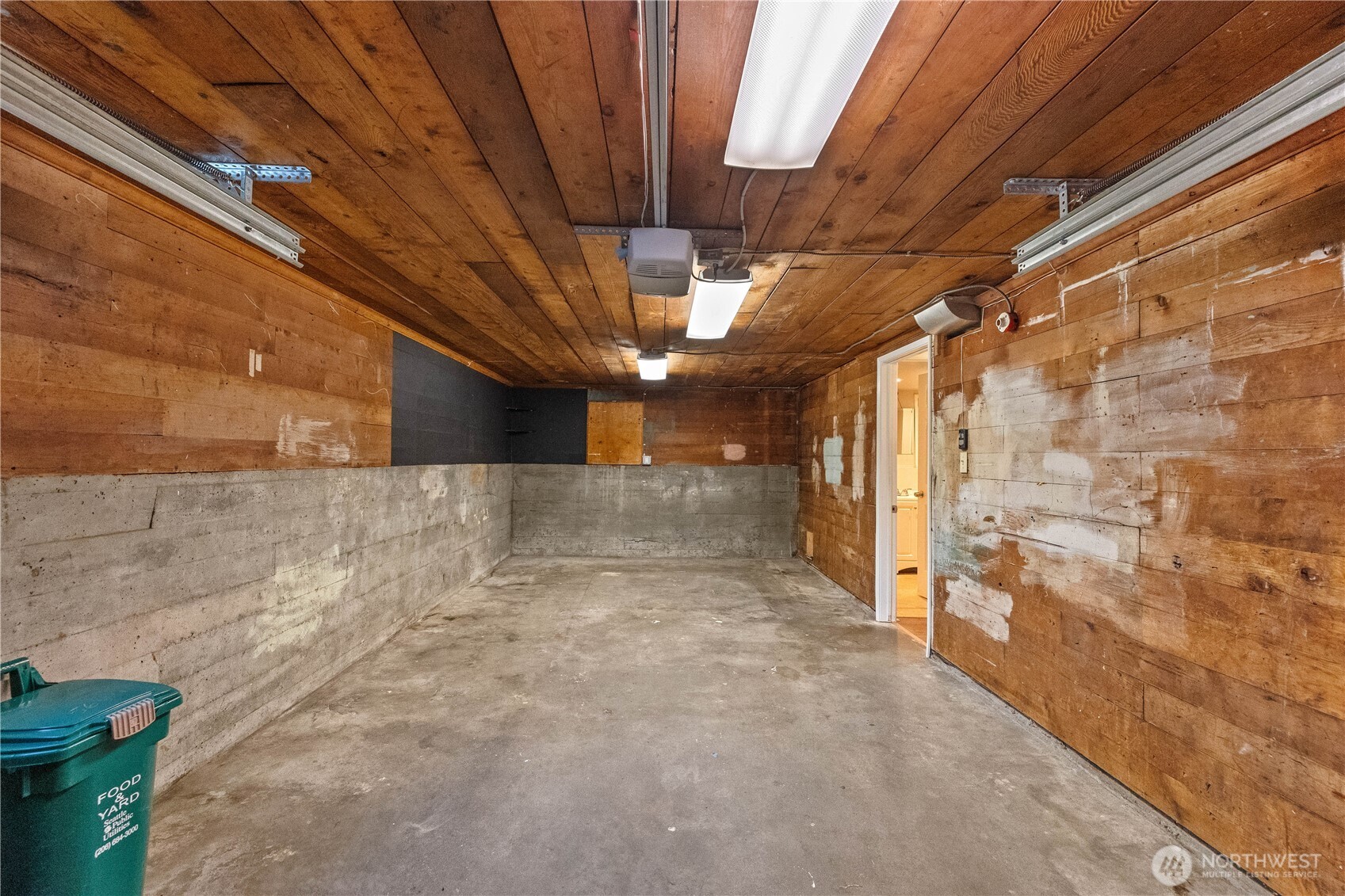5654 48th Avenue Southwest Seattle, WA 98136 - Photo 19 of 39