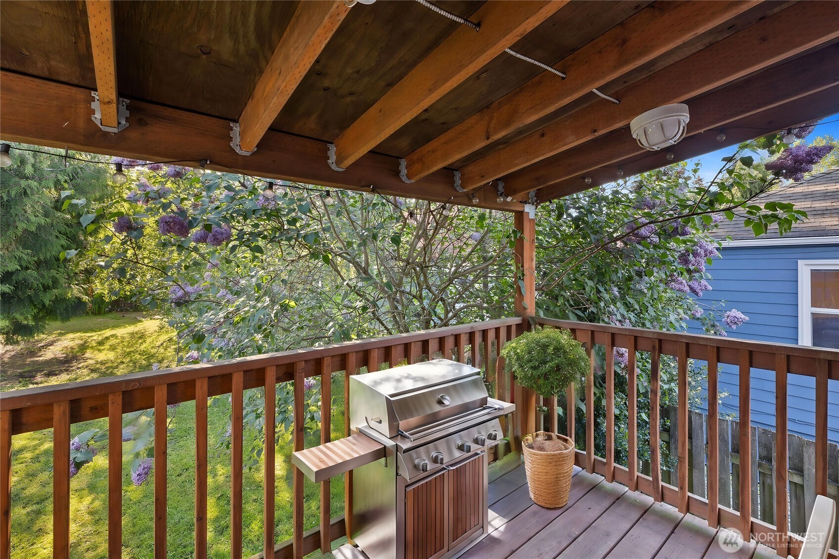 5654 48th Avenue Southwest Seattle, WA 98136 - Photo 20 of 39