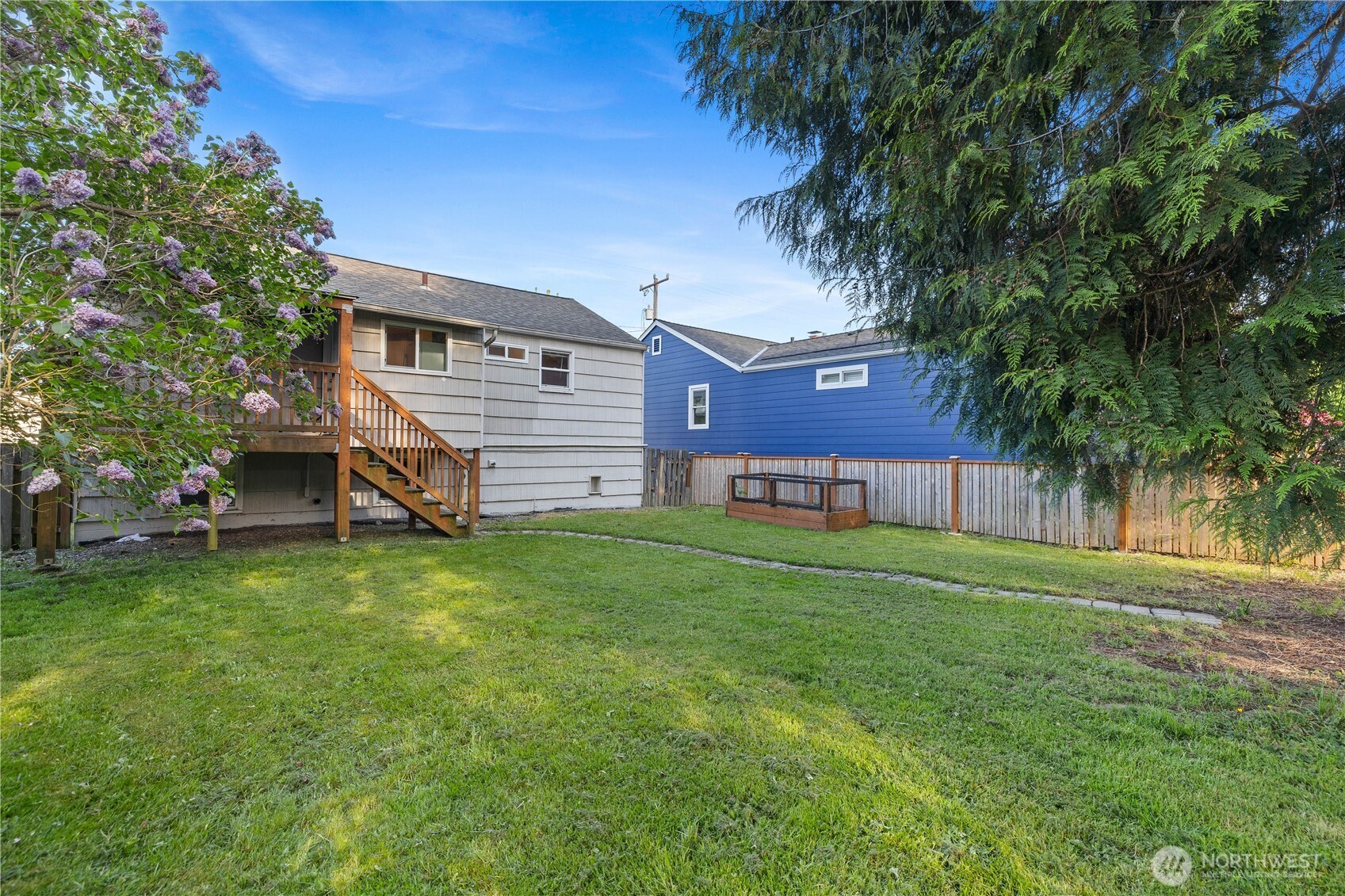 5654 48th Avenue Southwest Seattle, WA 98136 - Photo 2 of 39