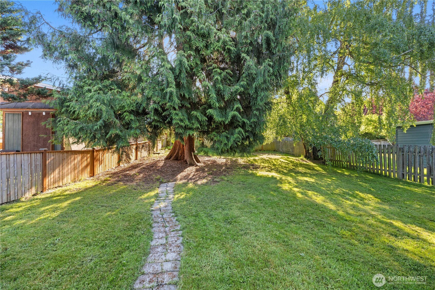 5654 48th Avenue Southwest Seattle, WA 98136 - Photo 24 of 39