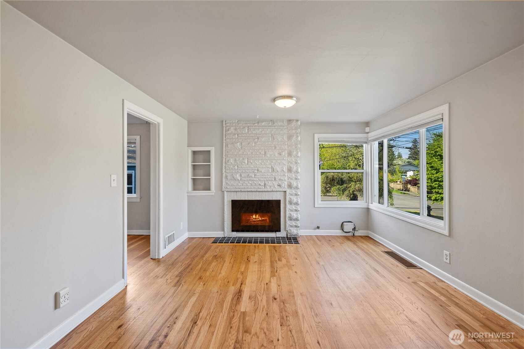 5654 48th Avenue Southwest Seattle, WA 98136 - Photo 31 of 39