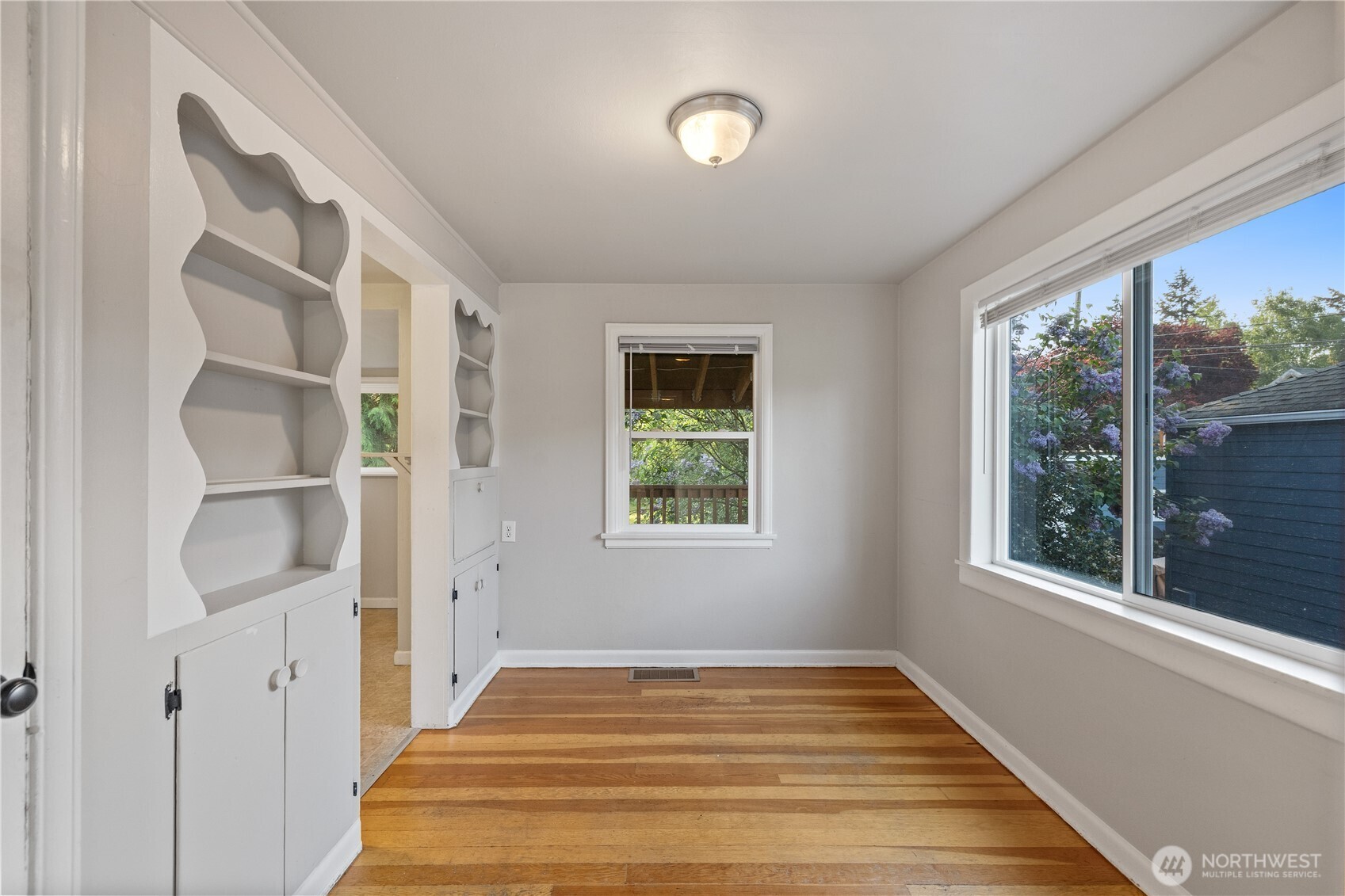 5654 48th Avenue Southwest Seattle, WA 98136 - Photo 33 of 39