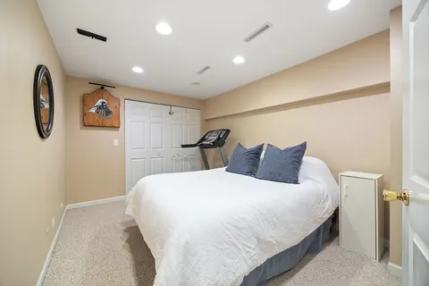$425,000 | 448 Sierra Place, Gurnee, IL 60031
