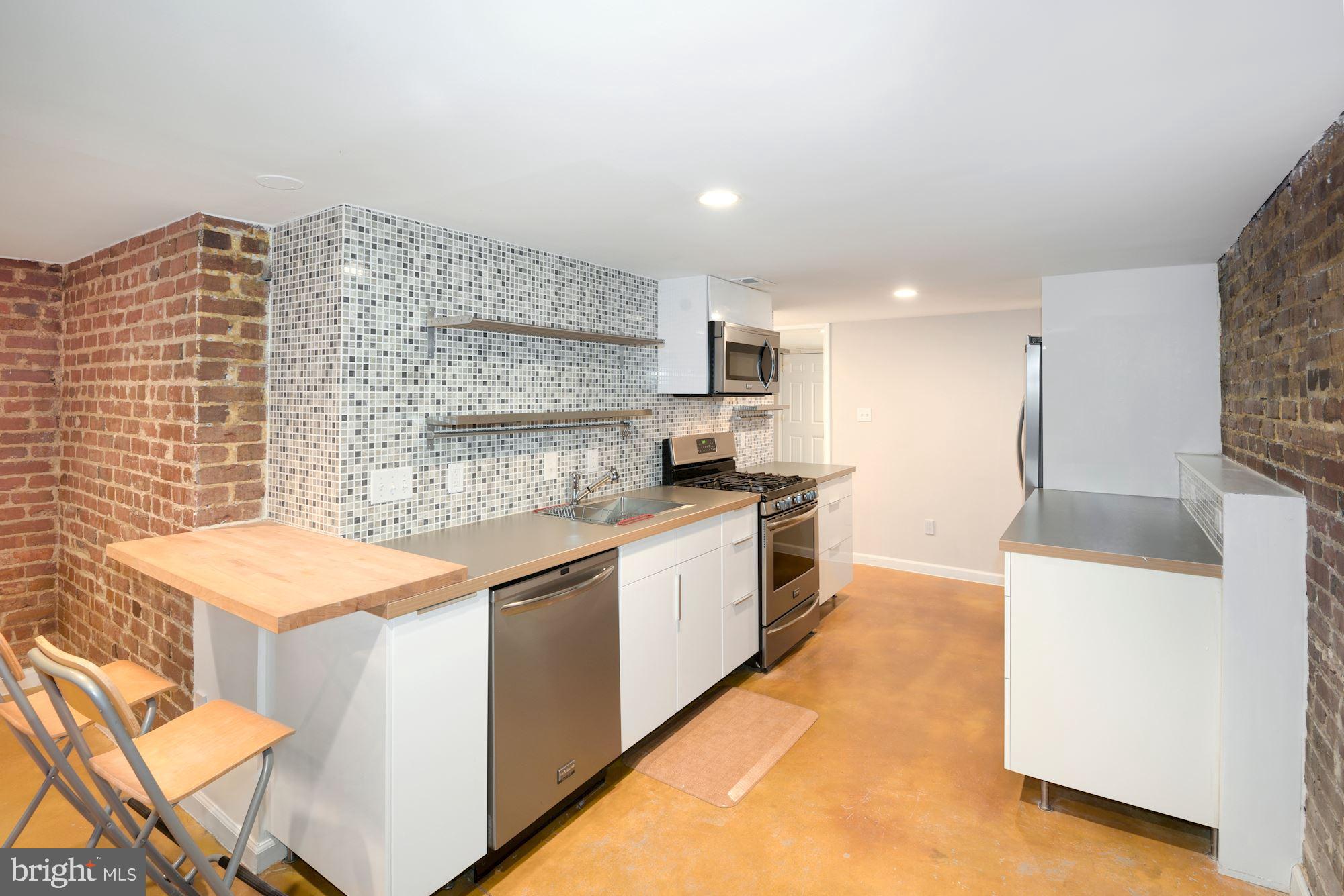 2721 Ontario Road Northwest, Unit B Washington, DC 20009 - Photo 11 of 21