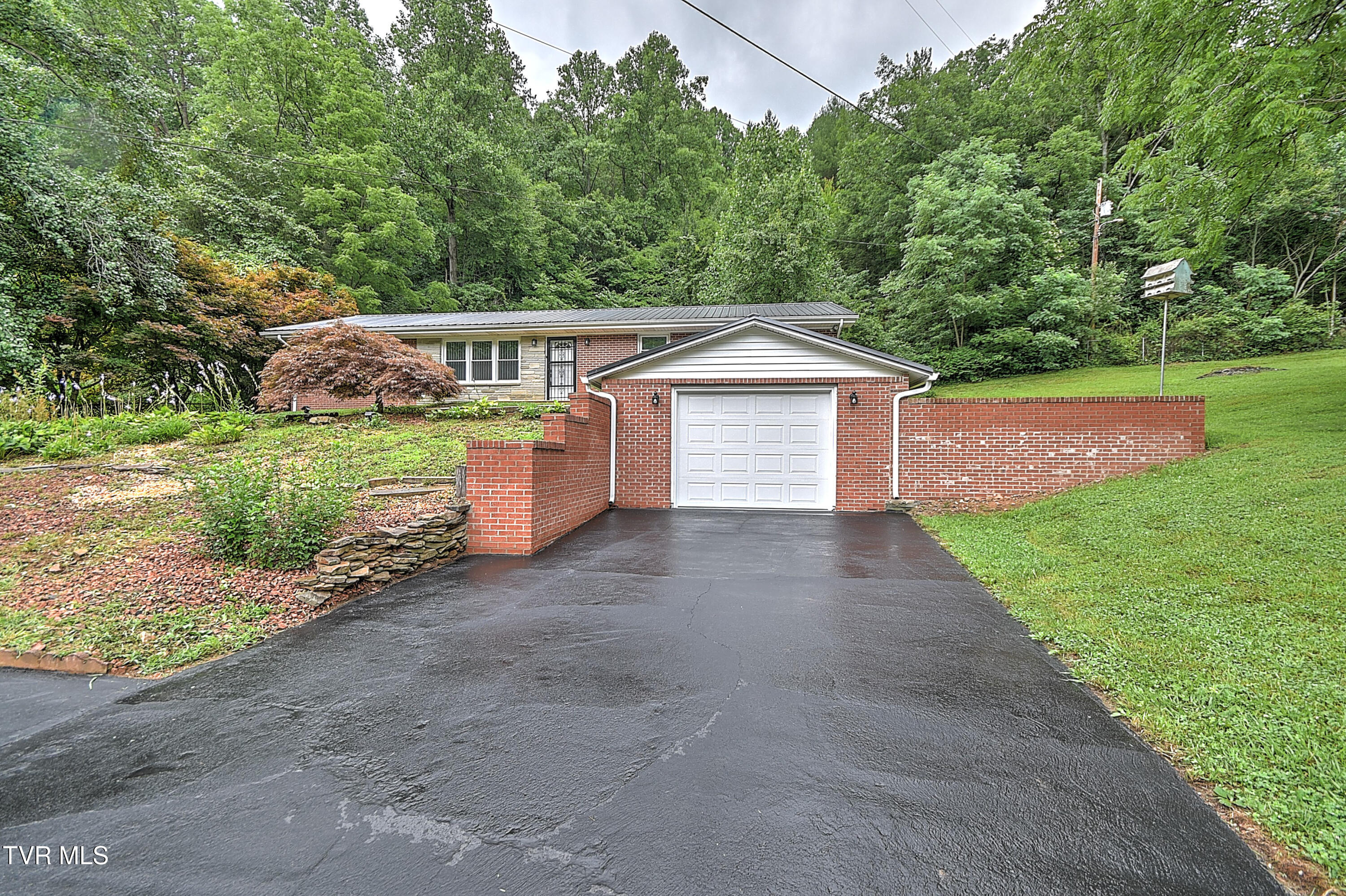 1357 Doe Creek Road Butler, TN 37640 - Photo 3 of 37 3-print-1357 Doe Creek JF-4