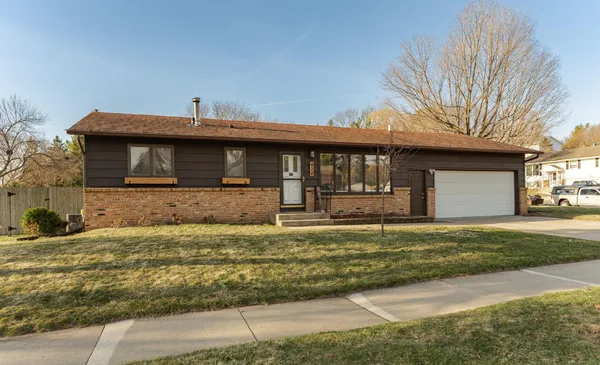 $315,000 | 424 31st Street Northwest, Rochester, MN 55901