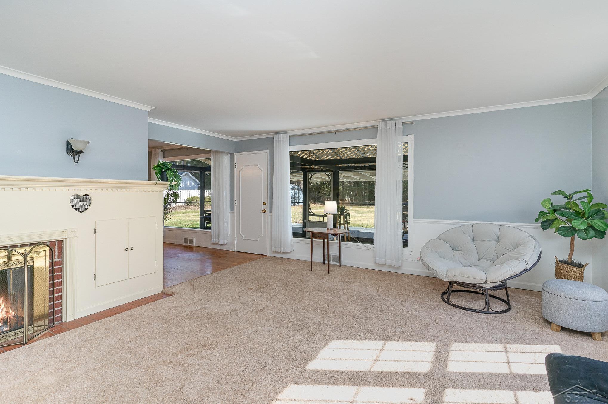 1400 Hemmeter Road Saginaw, MI 48638 - Photo 8 of 39 50134794-f80090fe-00df-413a-a3e8-b0455d1739b4.JPG