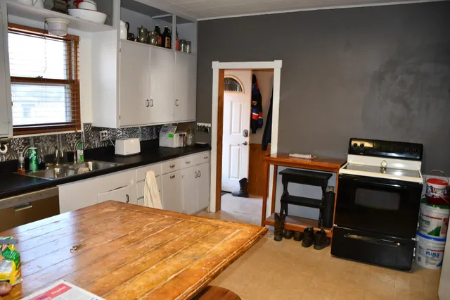 $139,500 | 719 Horace Avenue North, Thief River Falls, MN 56701