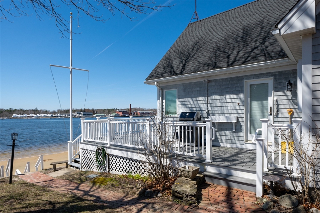 15 Oakhill Road Wareham, MA 02571 - Photo 5 of 25 Gallery Image 5