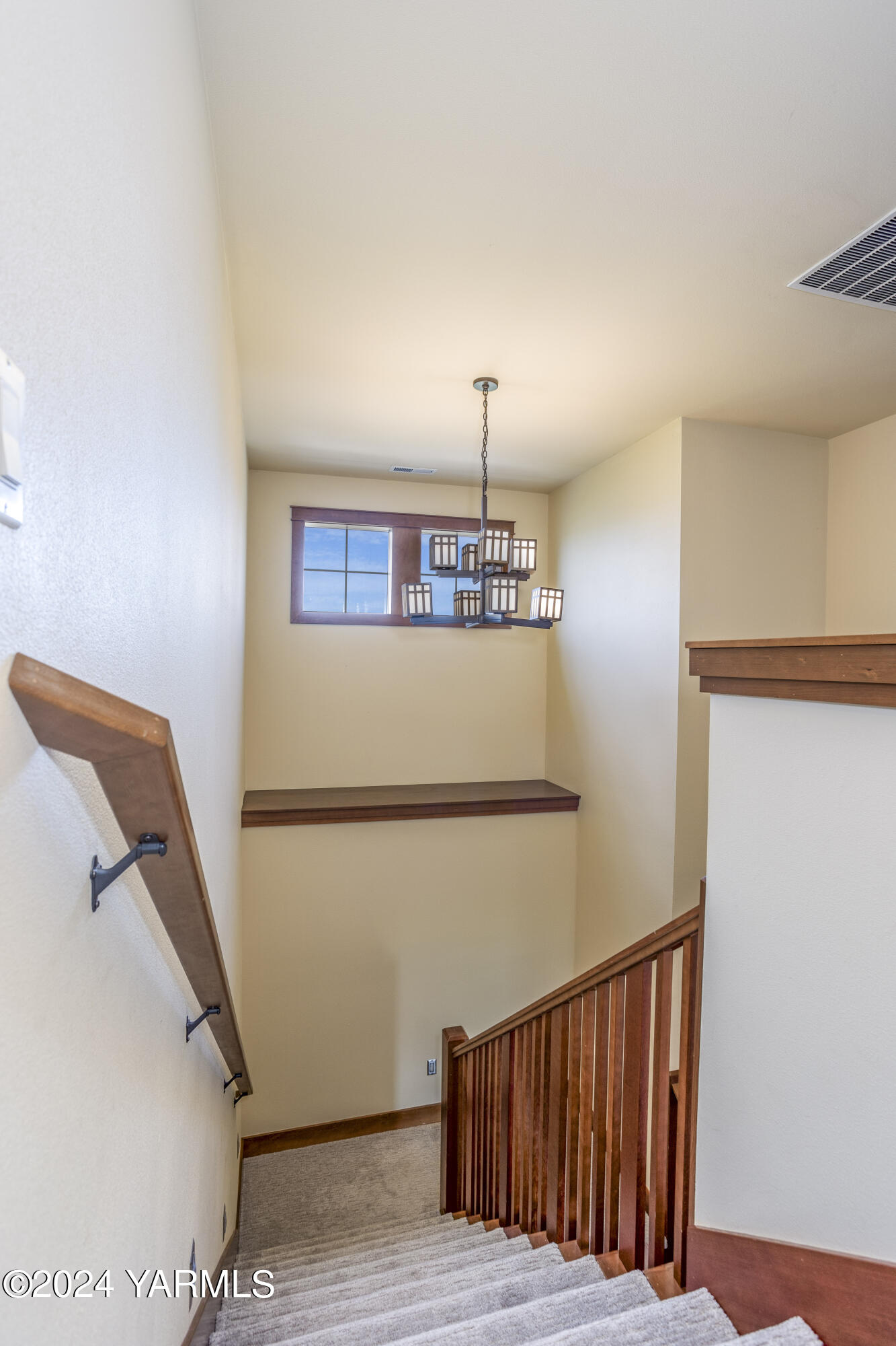 7115 1396 Private Road Southwest Prosser, WA 99350 - Photo 25 of 47 a view of a hallway with staircase