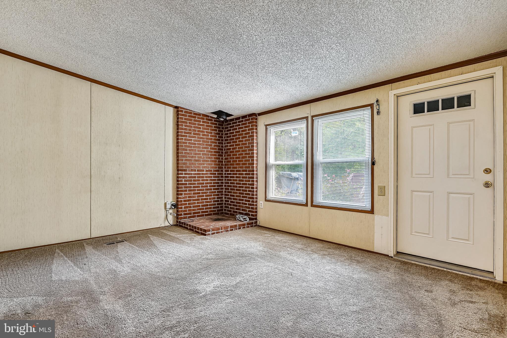 1349 Yorktown Road Annapolis, MD 21409 - Photo 34 of 104 RAMBLER/FAMILYROOM
