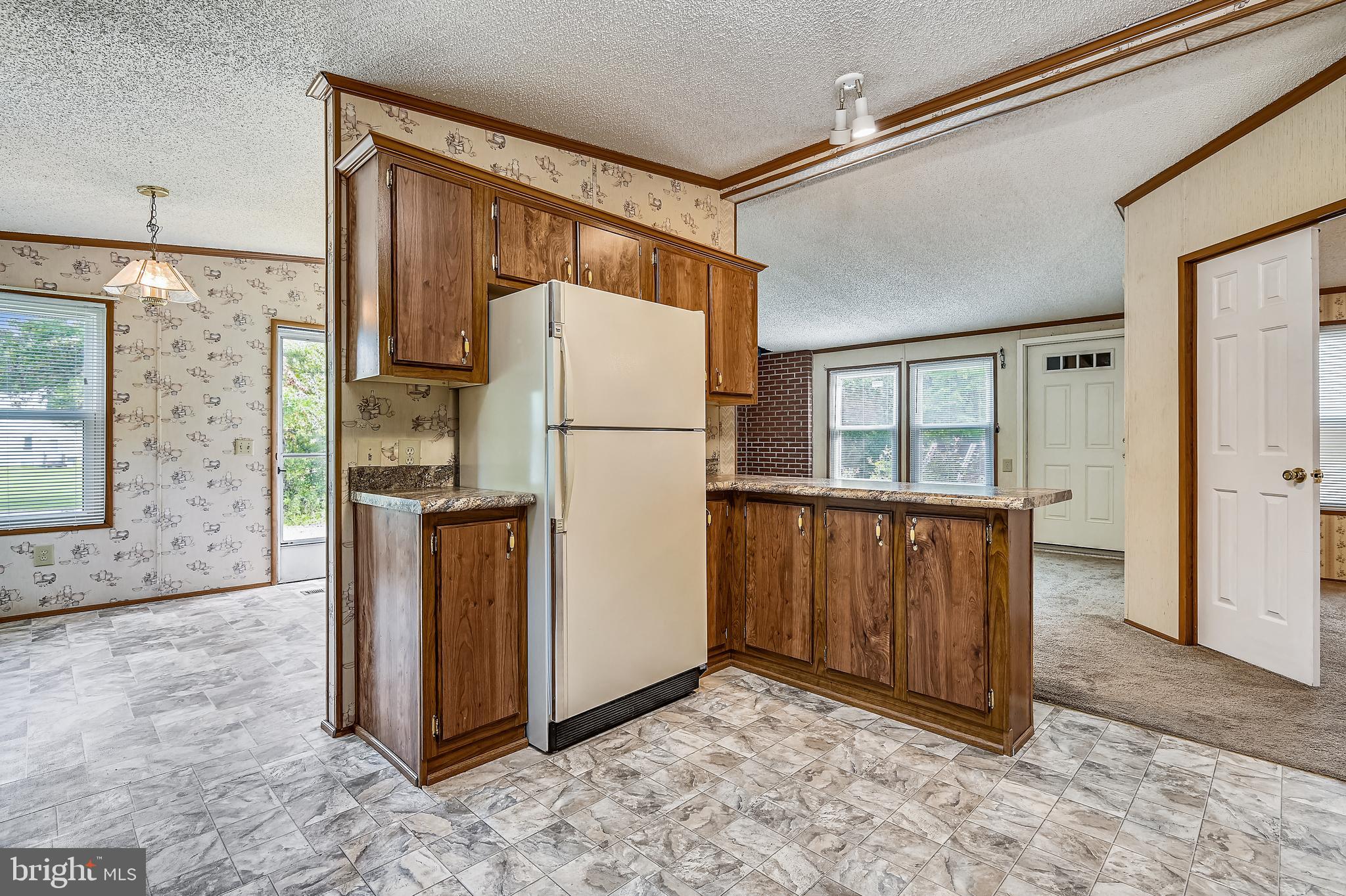1349 Yorktown Road Annapolis, MD 21409 - Photo 39 of 104 KITCHEN