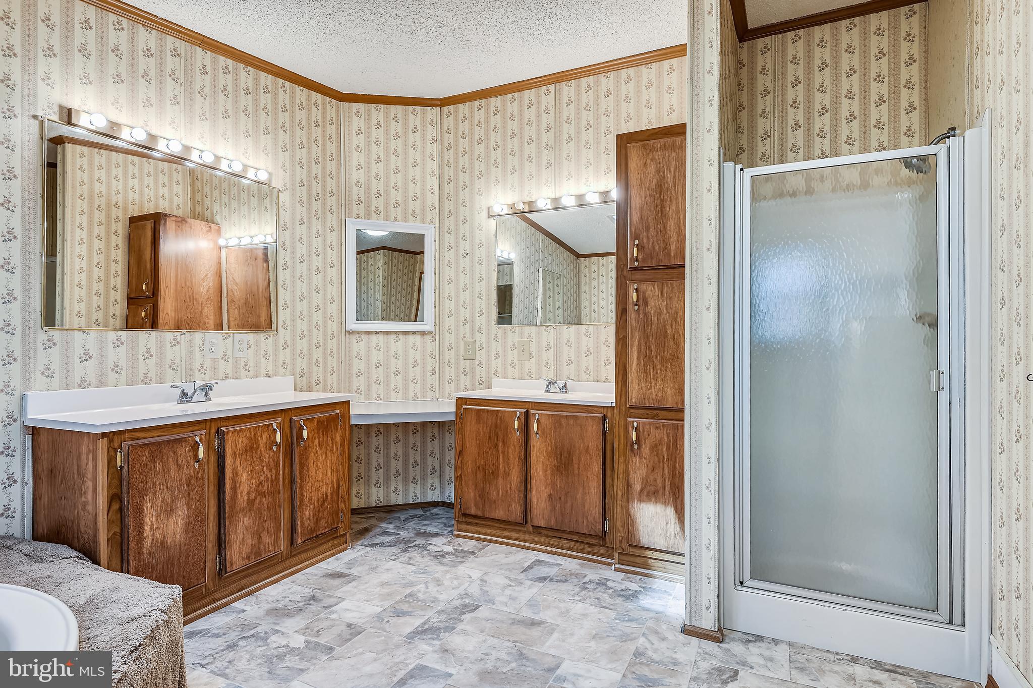1349 Yorktown Road Annapolis, MD 21409 - Photo 44 of 104 BATHROOM