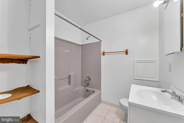 $375,000 | 1869 Monarch Lane, Vineland, NJ 08361