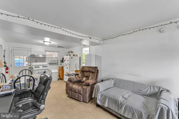 $375,000 | 1869 Monarch Lane, Vineland, NJ 08361