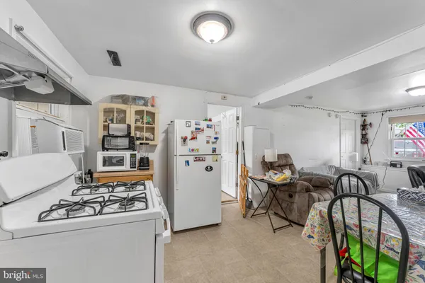 $375,000 | 1869 Monarch Lane, Vineland, NJ 08361