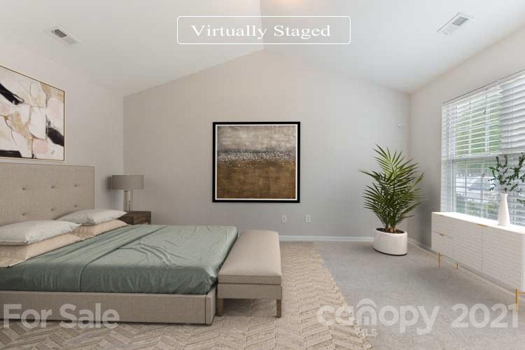 4842 Elizabeth Road Charlotte, NC 28269 - Photo 3 of 20 Gallery Image 3