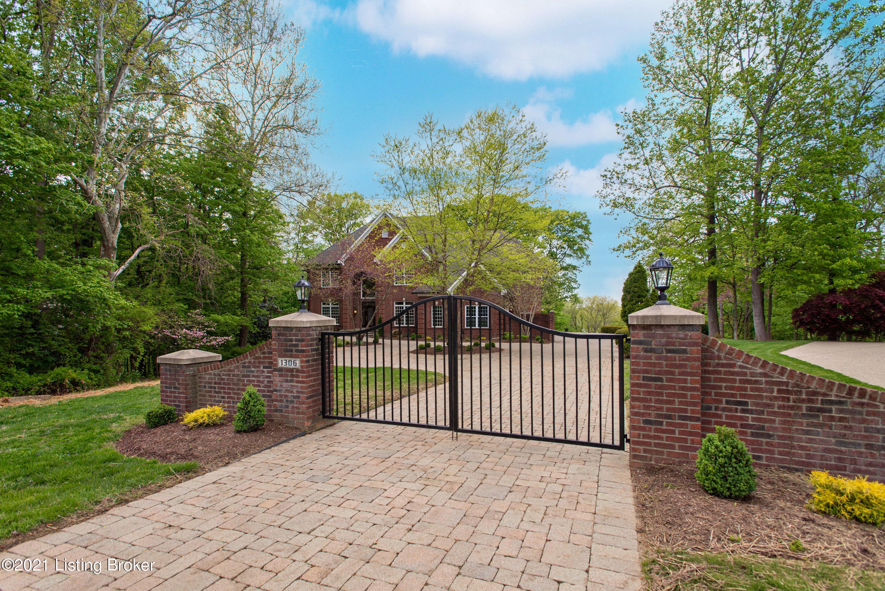 1306 Ridge Pointe Goshen, KY 40026 - Photo 5 of 111 1306 Ridge Point