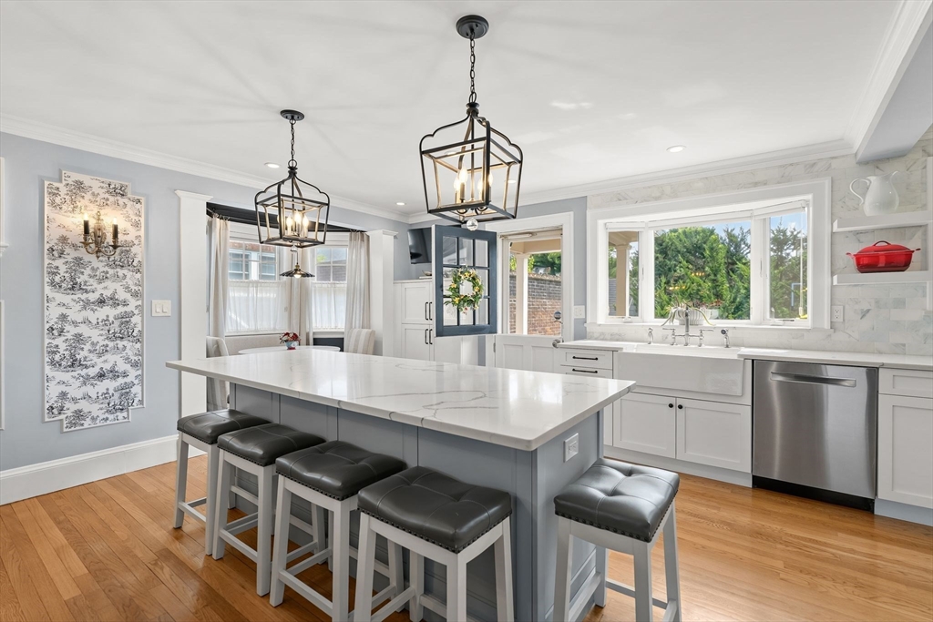 3 Essex Road Belmont, MA 02478 - Photo 8 of 40