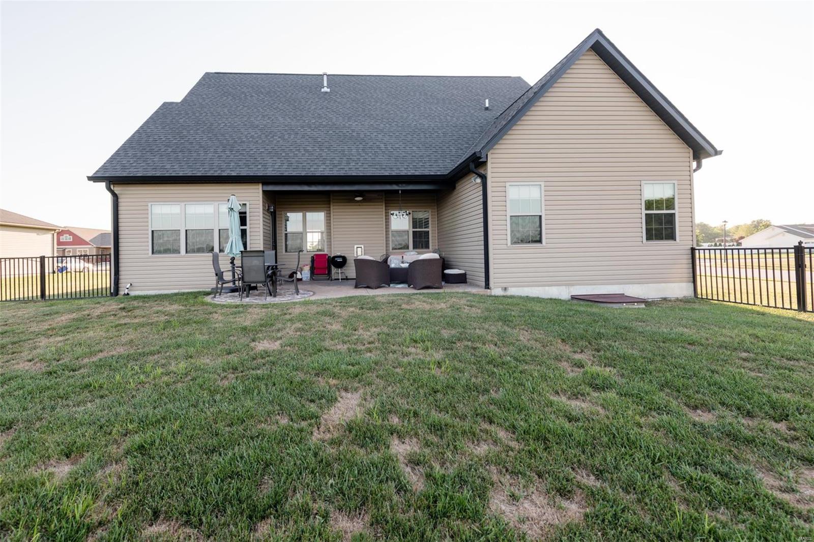 1428 Bridgehampton Road Troy, IL 62294 - Photo 47 of 50 Gallery Image 47