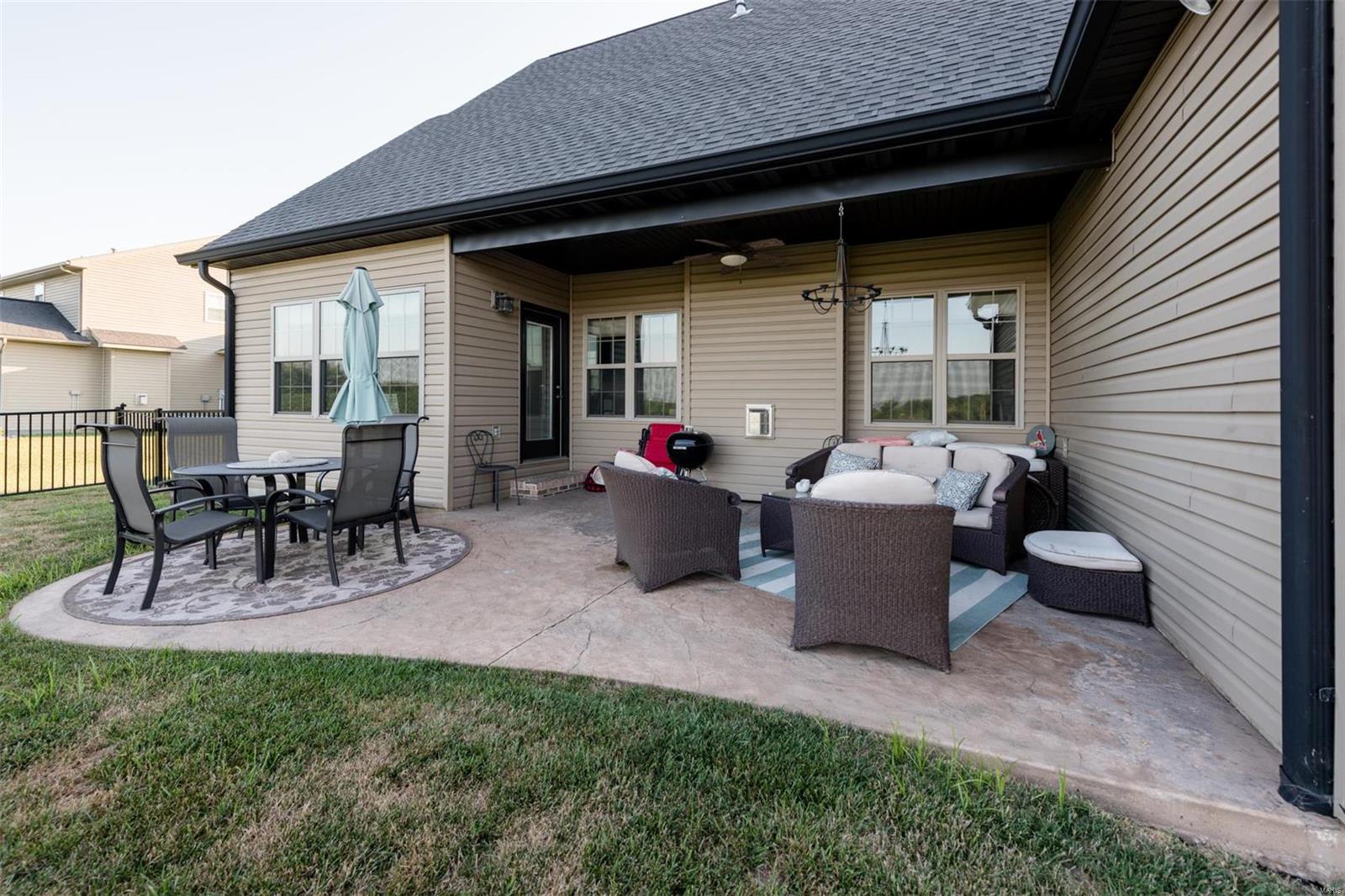 1428 Bridgehampton Road Troy, IL 62294 - Photo 6 of 50 Gallery Image 6