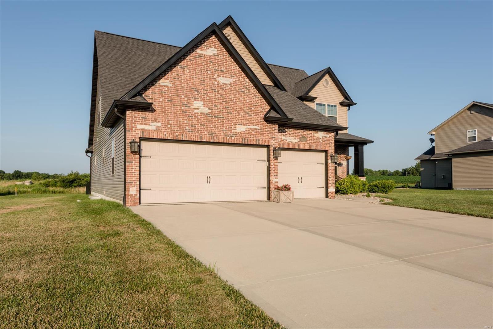 1428 Bridgehampton Road Troy, IL 62294 - Photo 9 of 50 Gallery Image 9
