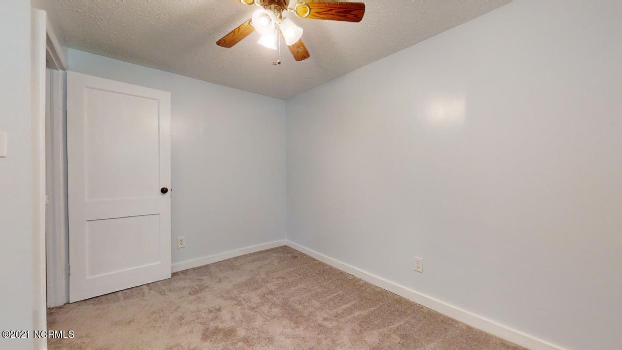 149 Briarneck Road Jacksonville, NC 28540 - Photo 32 of 40 149-Briarneck-05022021_164718