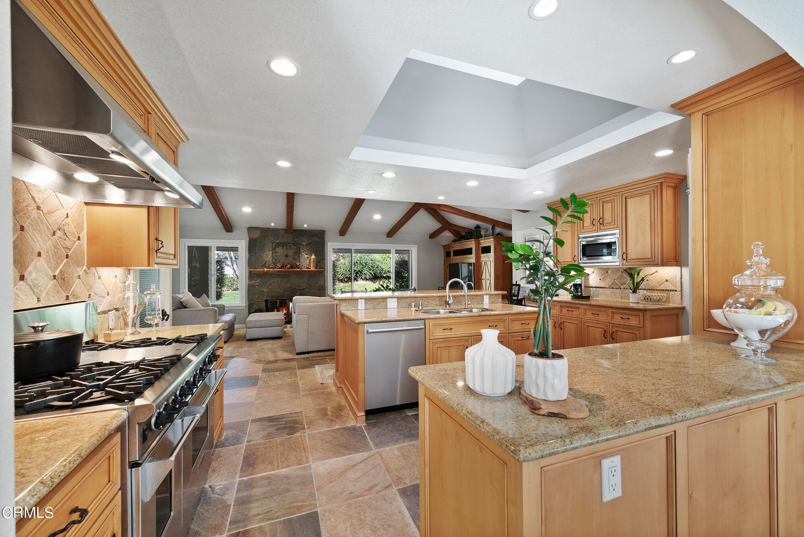 1101 Dominica Corte Camarillo, CA 93010 - Photo 19 of 71 1101 Dominica Corte Camarillo-16