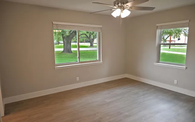 $2,000 | 5204 Bedford Street, Kingsland, TX 78639