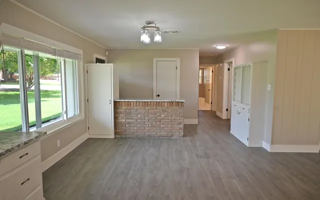 $2,000 | 5204 Bedford Street, Kingsland, TX 78639