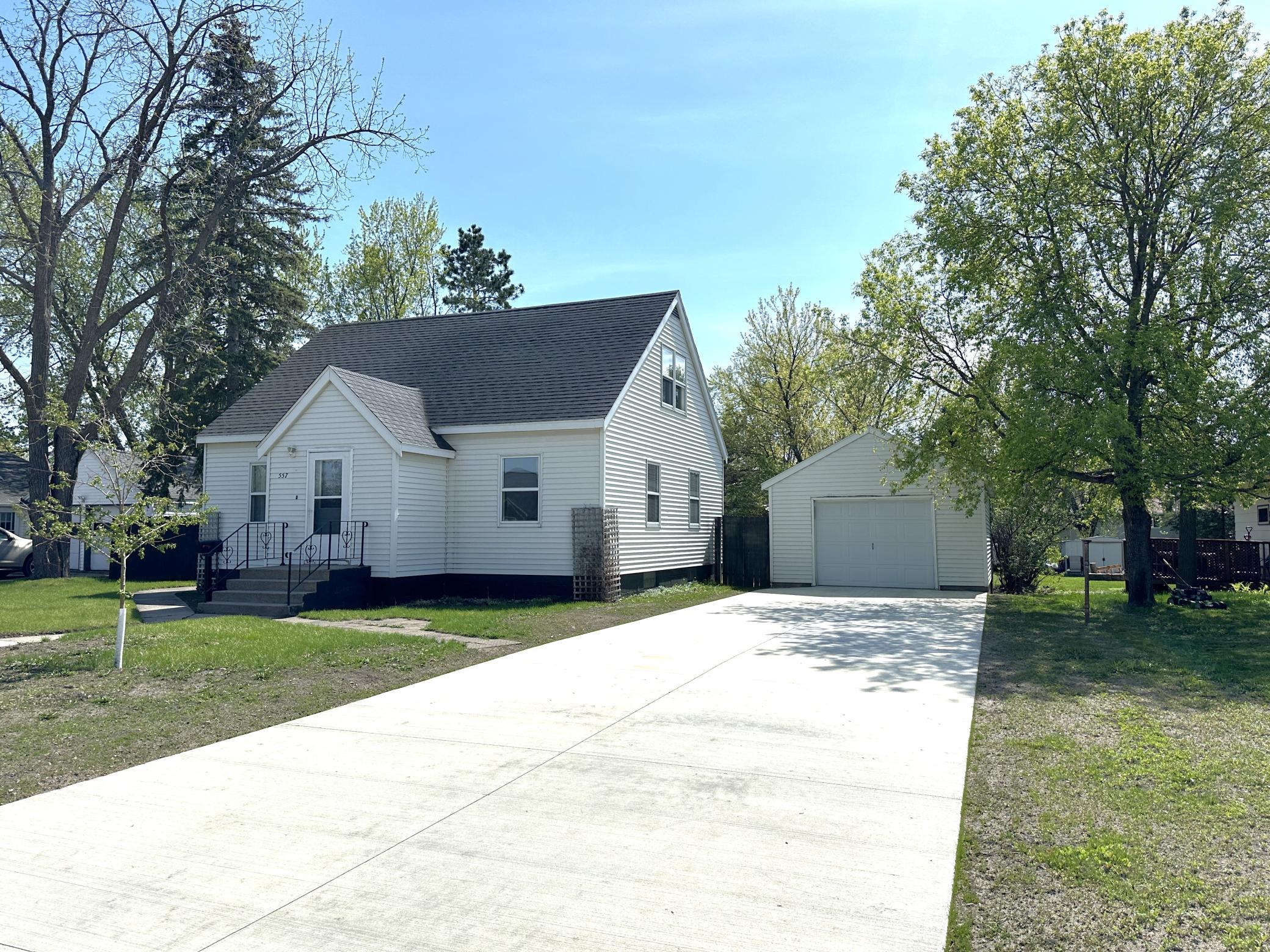 557 4th Street Southwest Perham, MN 56573 - Photo 1 of 1 Gallery Image 1