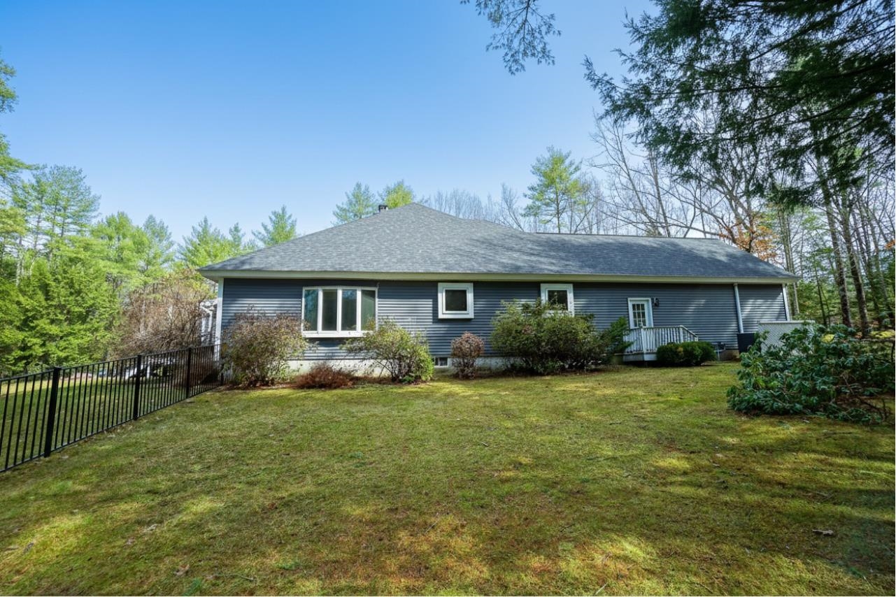53 Meadow Fox Lane Chester, NH 03036 - Photo 9 of 59