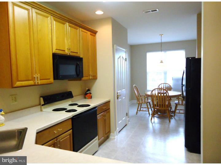 419 Ruth Court Harleysville, PA 19438 - Photo 4 of 11 Kitchen