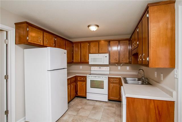 211 Quail Ridge Road Clarksville, TN 37042 - Photo 6 of 18