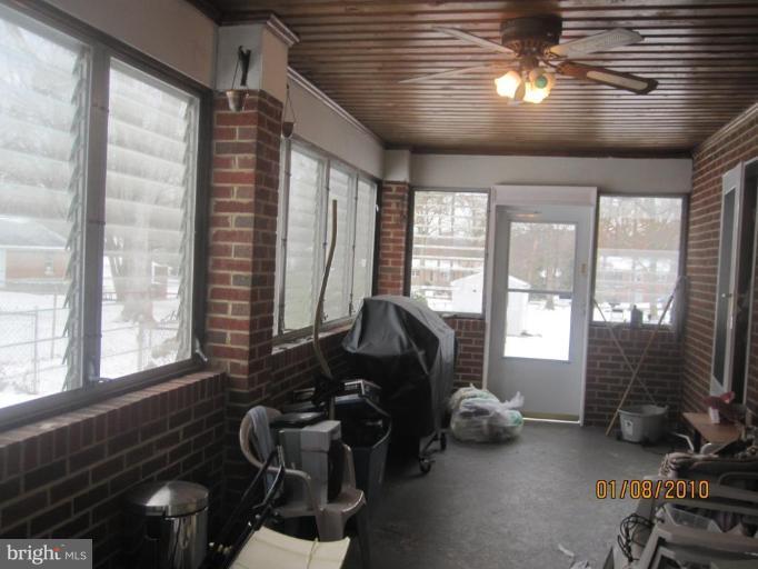11816 Fort Washington Road Fort Washington, MD 20744 - Photo 8 of 21 SUNROOM PORCH!
