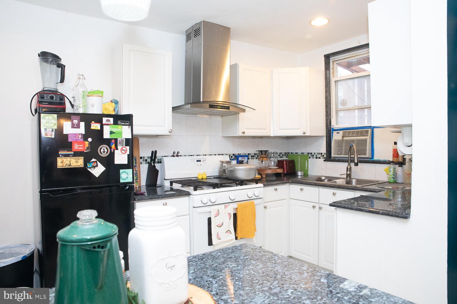 1328 Hale Street Philadelphia, PA 19111 - Photo 8 of 24