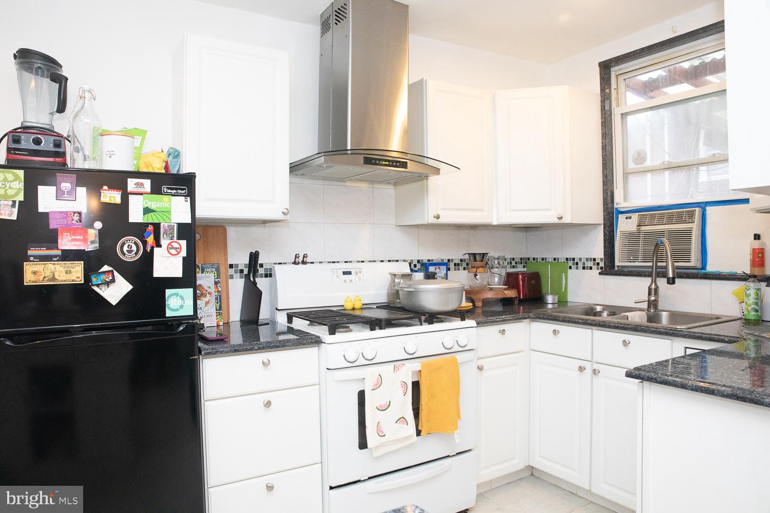 1328 Hale Street Philadelphia, PA 19111 - Photo 9 of 24