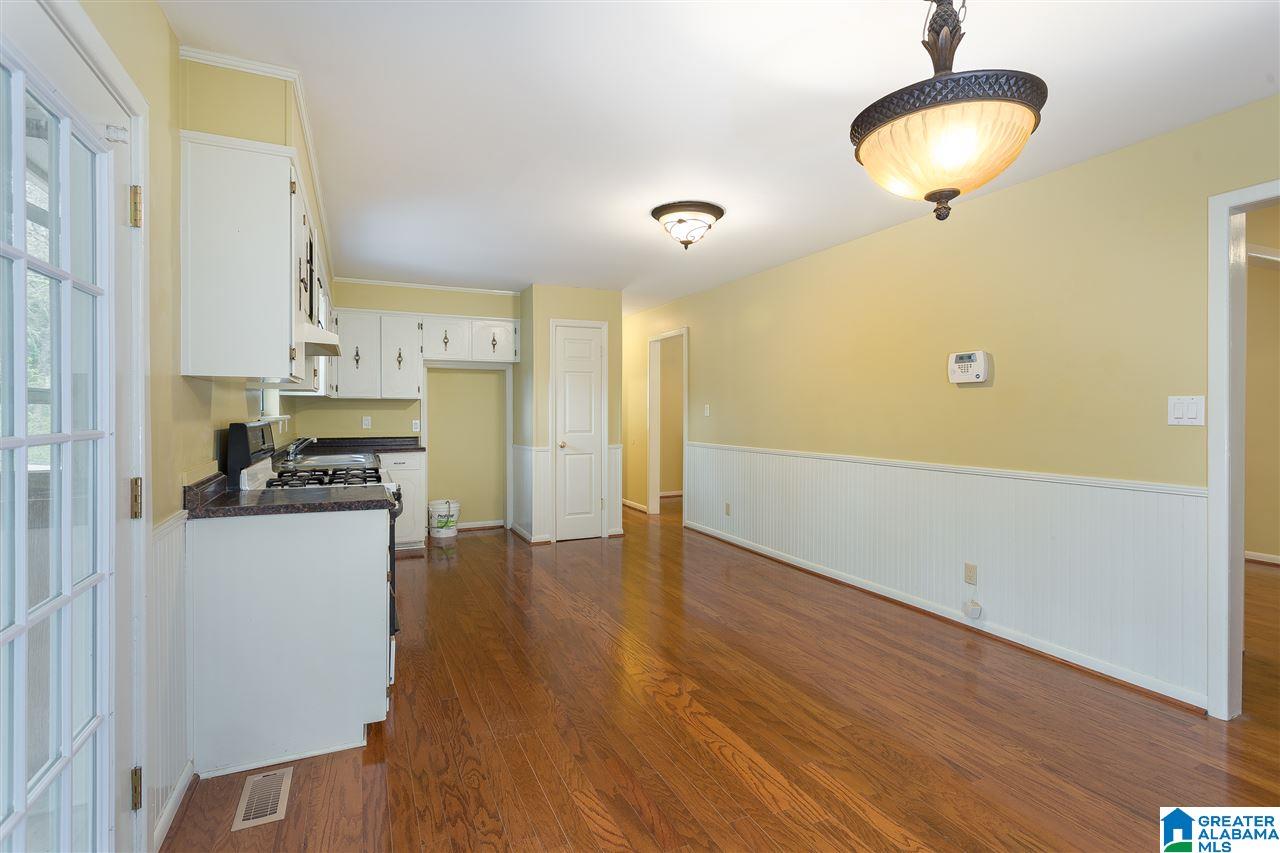 300 Hilltop Road Weaver, AL 36277 - Photo 4 of 32
