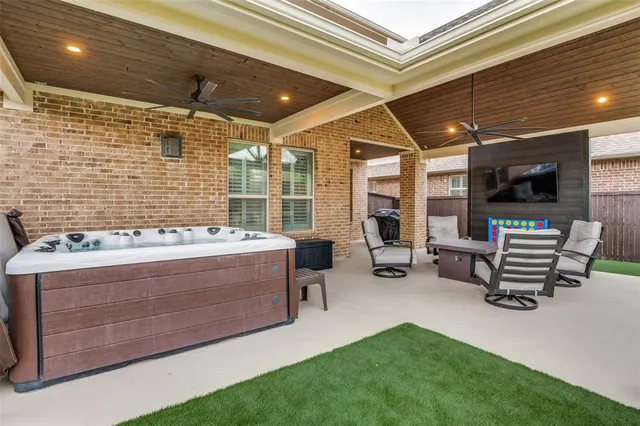 $915,000 | 2525 Sandy Creek Lane, The Colony, TX 75056