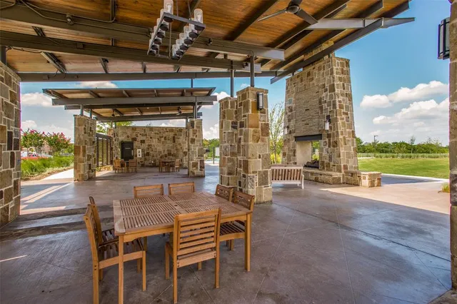 $915,000 | 2525 Sandy Creek Lane, The Colony, TX 75056