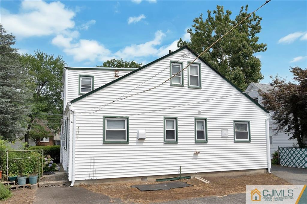 280 Old Post Road Edison, NJ 08817 - Photo 16 of 17