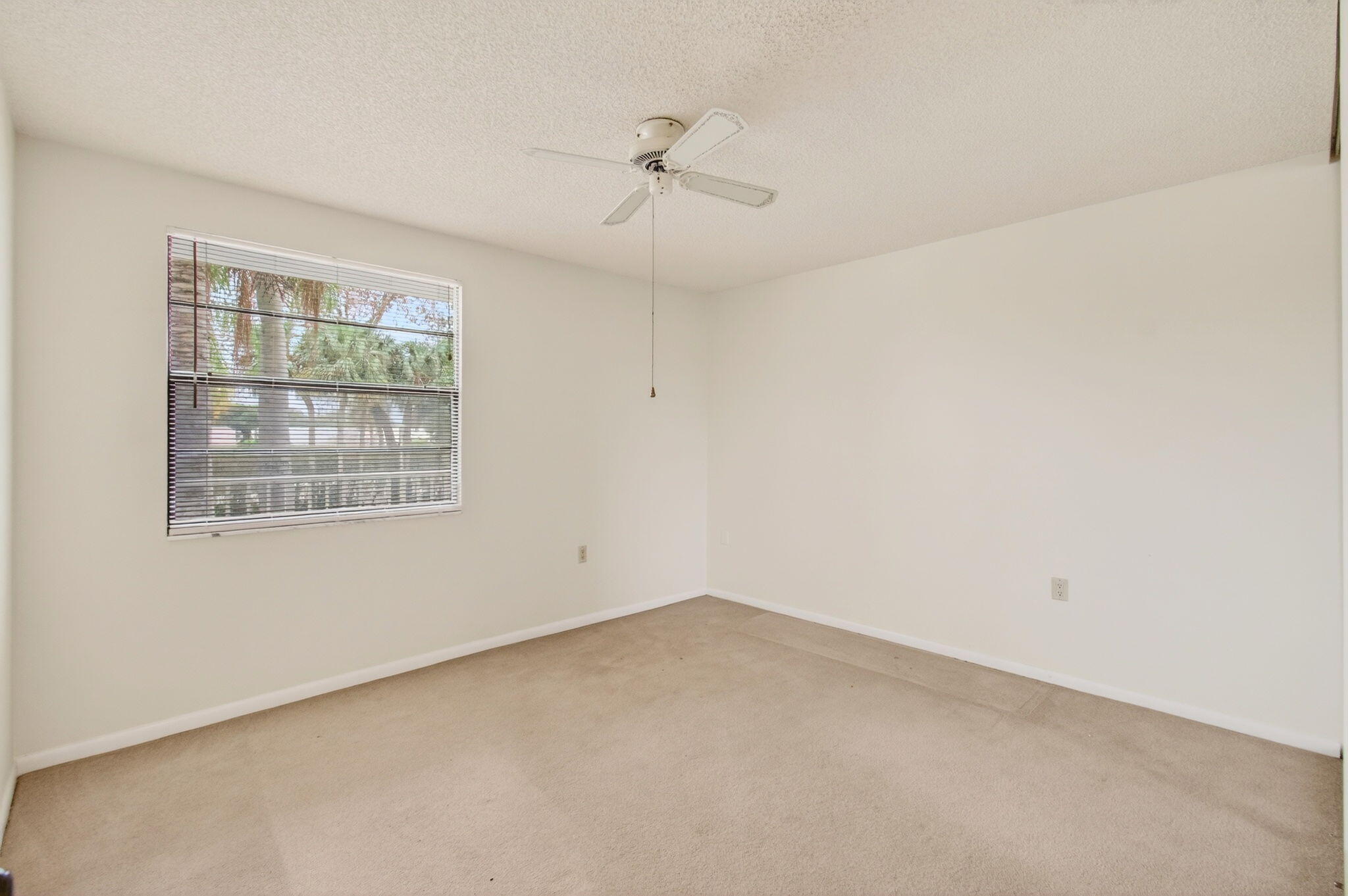 6049 Balboa Circle, Unit 205 Boca Raton, FL 33433 - Photo 15 of 27 33-web-or-mls-DSC_8232