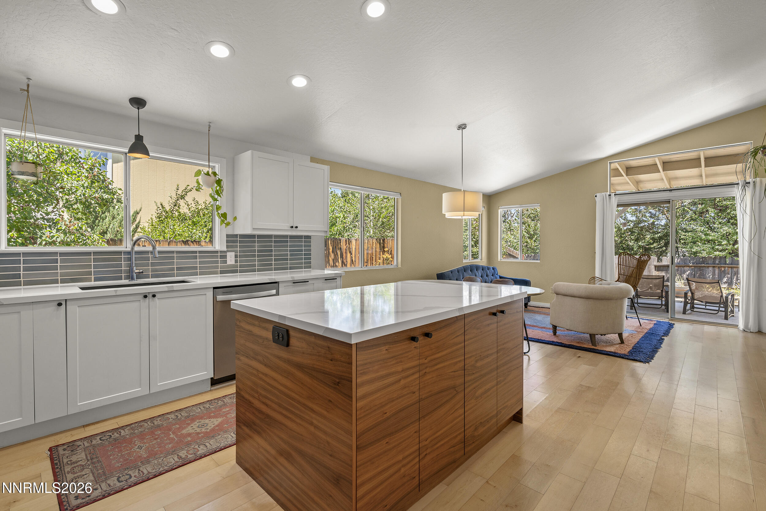 1580 Mescalero Avenue Reno, NV 89523 - Photo 7 of 35 10-print-_DSC6519