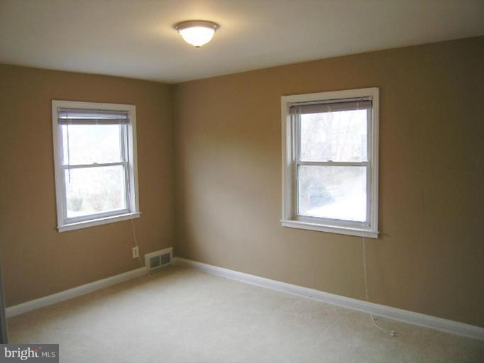 1359 Stonewood Road Baltimore, MD 21239 - Photo 8 of 29 Bedroom #1