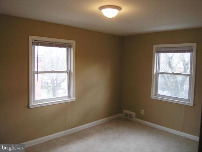 1359 Stonewood Road Baltimore, MD 21239 - Photo 10 of 29 Bedroom #3