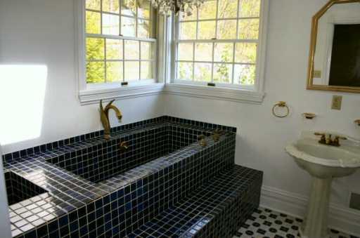 4000 Riverview Road North Huntingdon, PA 15642 - Photo 7 of 8 Gallery Image 7
