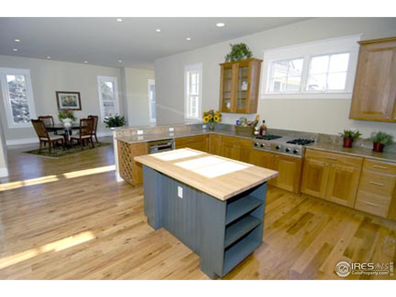 7054 Rustic Trail Boulder, CO 80301 - Photo 4 of 12 Gallery Image 4