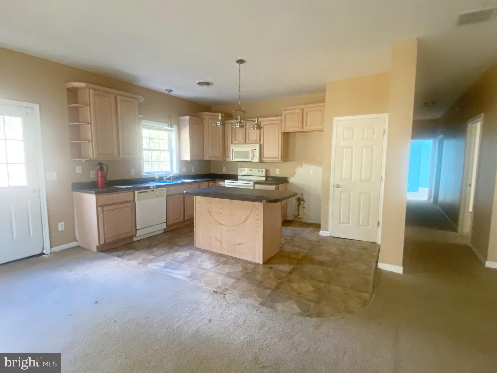 2770 Calvary Road Crisfield, MD 21817 - Photo 8 of 18 Interior