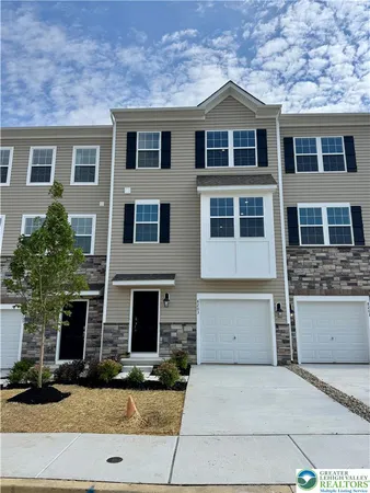 $2,900 | 8203 Alexander Court, Breinigsville, PA 18031