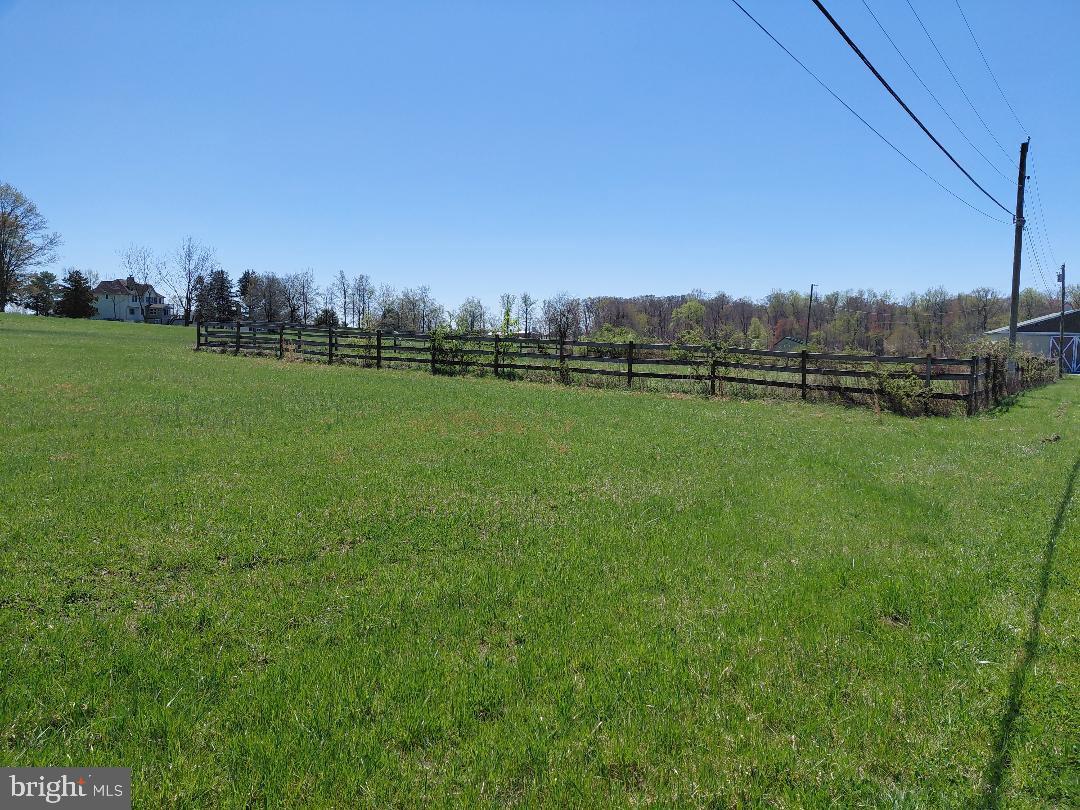 91 Stewart Road Pilesgrove, NJ 08098 - Photo 25 of 27 Expansive green pasture awaits you.